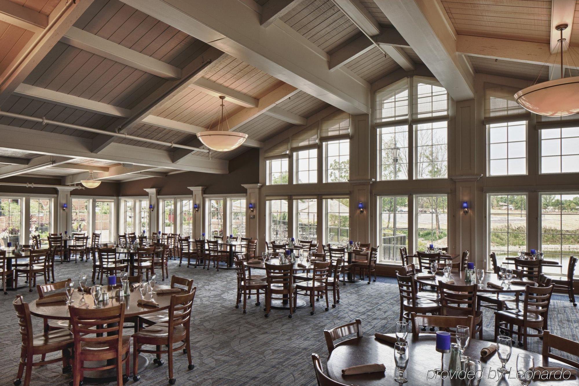 Nationwide Hotel And Conference Center Flint Exterior photo