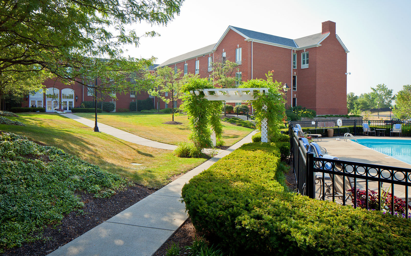 Nationwide Hotel And Conference Center Flint Exterior photo